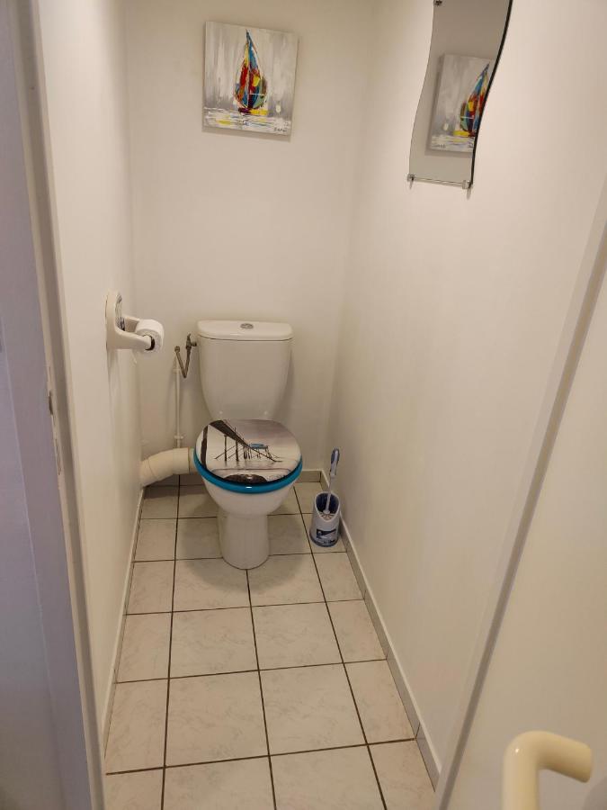 Appartement 2 Pieces Avec Une Grande Terrasse, 3 Etoiles, Wifi, Box Pour Vehicule Et Velos Les Sables-dʼOlonne Екстериор снимка
