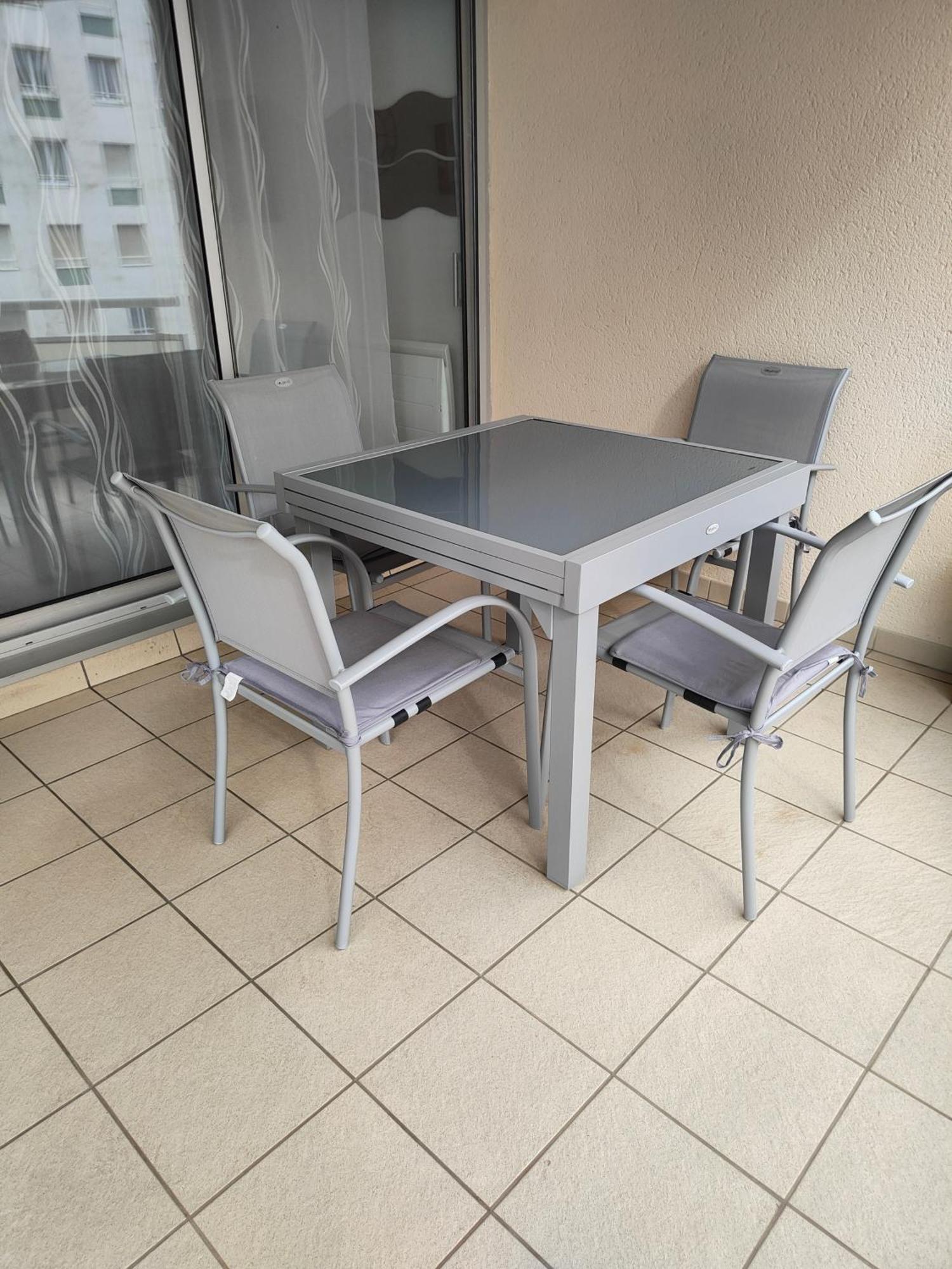 Appartement 2 Pieces Avec Une Grande Terrasse, 3 Etoiles, Wifi, Box Pour Vehicule Et Velos Les Sables-dʼOlonne Екстериор снимка