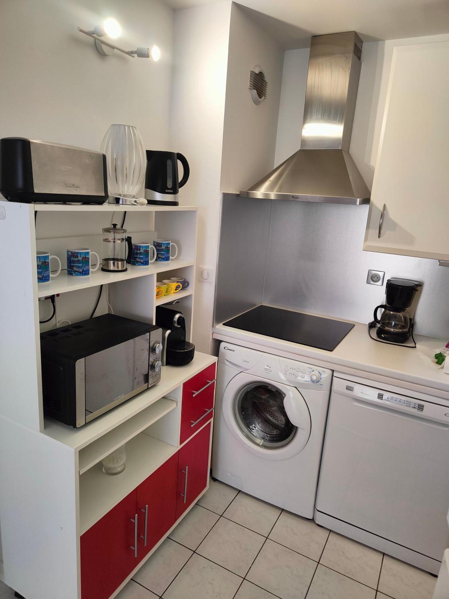 Appartement 2 Pieces Avec Une Grande Terrasse, 3 Etoiles, Wifi, Box Pour Vehicule Et Velos Les Sables-dʼOlonne Екстериор снимка
